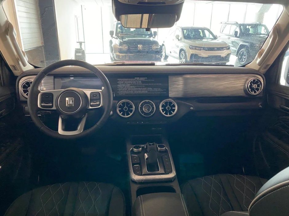 Tank 300 City Premium 2.0 АКПП фото 5
