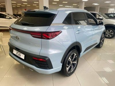 JAC JS6 Luxury 1.5 АМТ превью 4