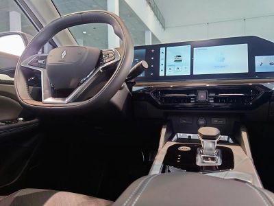 Livan S6 Pro Luxury 1.5 АМТ превью 6