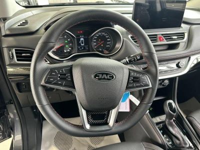 JAC JS3 Luxury 1.6 CVT превью 8