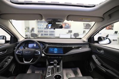 Omoda S5 Tech 1.5 CVT превью 8