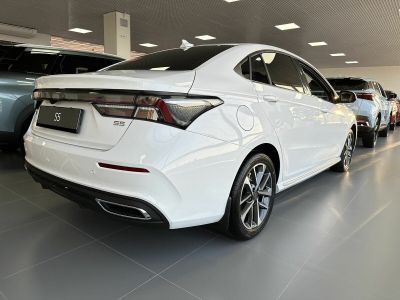 Omoda S5 Life 1.5 CVT превью 3