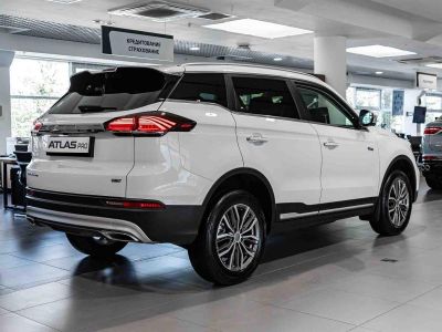 Geely Atlas Pro Flagship+ 1.5 АМТ превью 3
