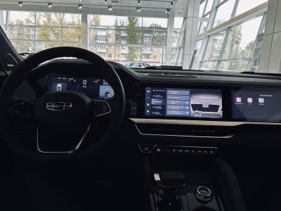 Geely Monjaro Luxury 2.0 АКПП превью 4