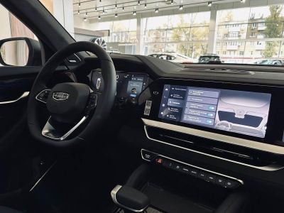 Geely Monjaro Luxury 2.0 АКПП превью 7