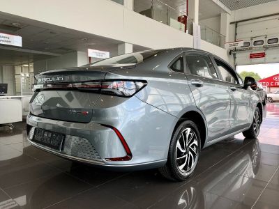 Baic U5 Plus Luxury CNG 1.5 CVT превью 3