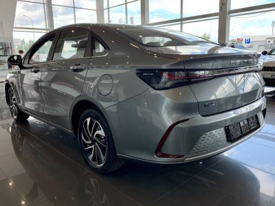 Baic U5 Plus Luxury CNG 1.5 CVT превью 4