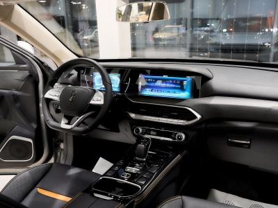 FAW Bestune T77 Luxury (DCT) 1.5 АМТ превью 13