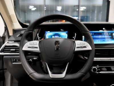 FAW Bestune T77 Luxury (DCT) 1.5 АМТ превью 15