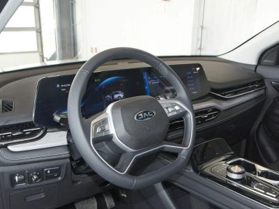 JAC JS6 Luxury 1.5 АМТ превью 5
