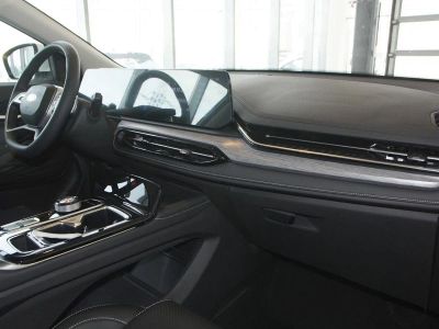 JAC JS6 Luxury 1.5 АМТ превью 8