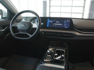 JAC JS6 Luxury 1.5 АМТ превью 10