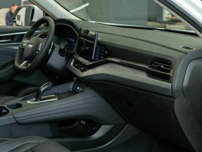 Haval F7x Premium 2.0 АМТ превью 5