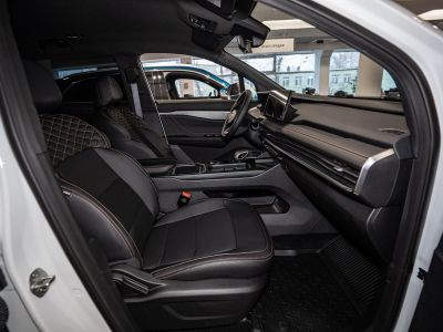 Geely Okavango Luxury 2.0 АМТ превью 8