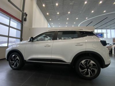 Kaiyi X3 Comfort 1.5 CVT превью 2