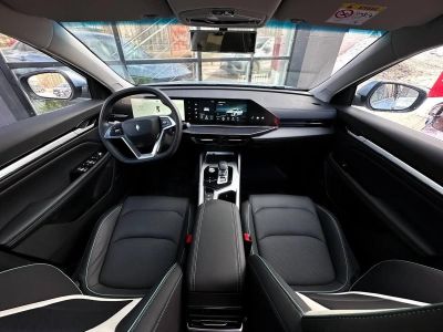Livan S6 Pro Luxury 1.5 АМТ превью 5