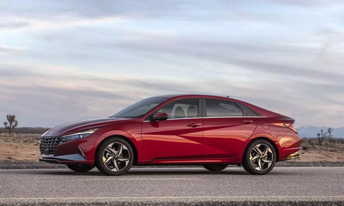 Hyundai Elantra Классик / Classic 1.6 АКПП фото 9