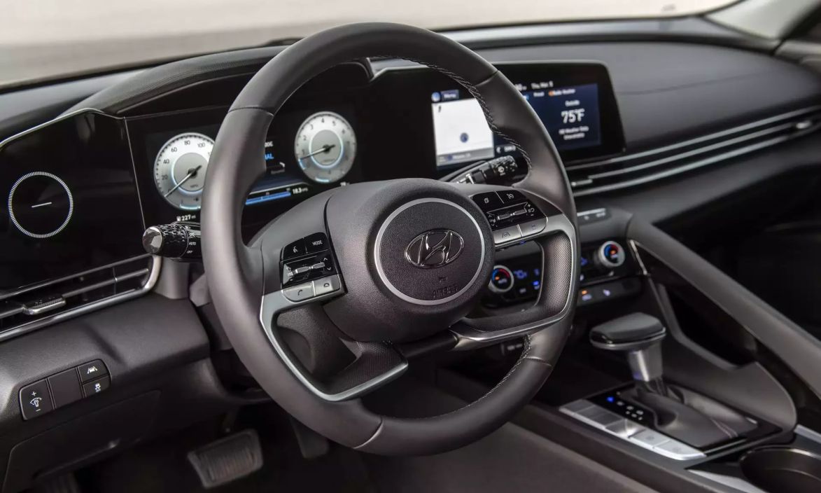 Hyundai Elantra Элеганс / Elegance 2.0 АКПП фото 11