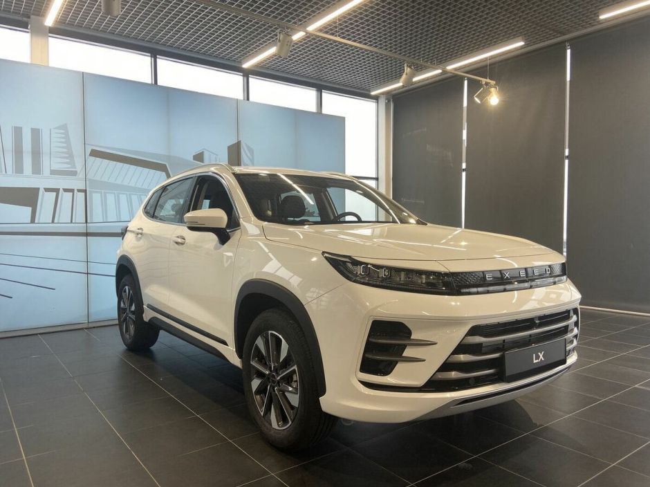 EXEED LX Luxury 1.5 CVT, 2024 фото 2