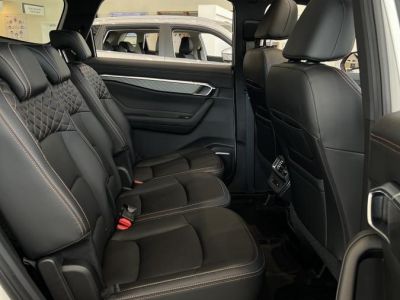 Geely Okavango Flagship 2.0 АМТ превью 7