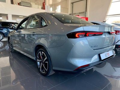 Kaiyi E5 Luxury+ 1.5 CVT превью 4