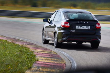 Lada Granta Sport лифтбек Комфорт  1.6 МКПП превью 3
