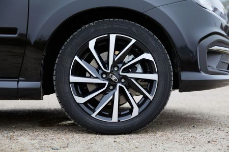 Lada Granta Sportline Комфорт  1.6 МКПП превью 2