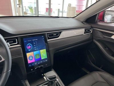 JAC J7 Luxury 1.5 CVT превью 10