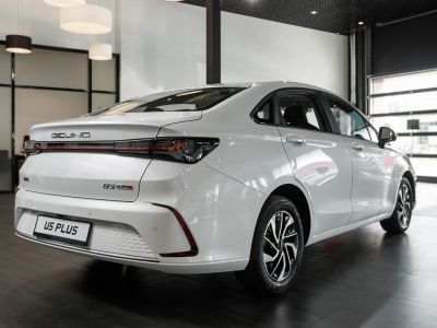 Baic U5 Plus Honor CNG 1.5 CVT превью 4