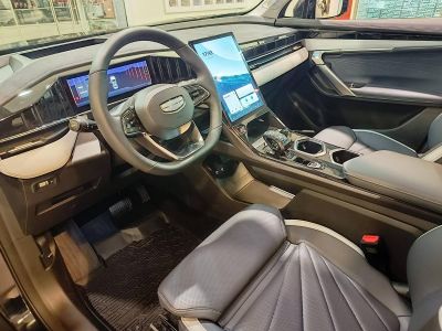Geely Atlas Flagship 2.0 АКПП превью 7