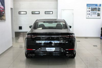 Geely Preface Flagship 2.0 АМТ превью 4