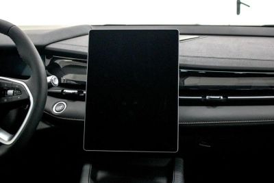 Geely Preface Flagship 2.0 АМТ превью 10