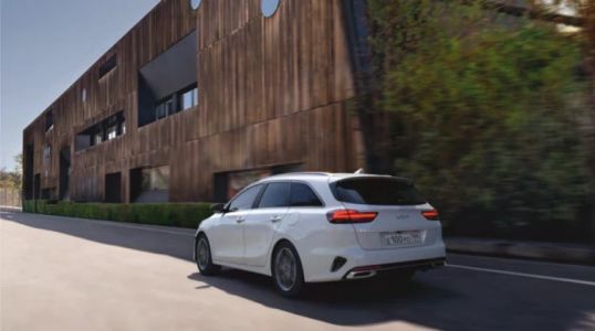 Kia Ceed Comfort 1.6 АКПП превью 3