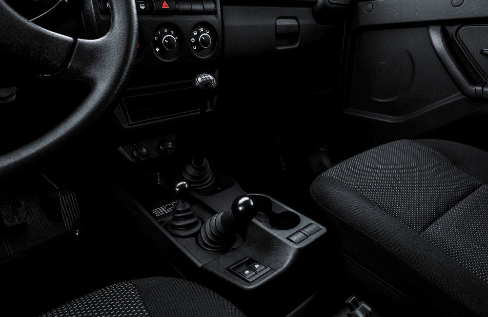 Lada Niva Legend Черная серия Black 1.7 МКПП фото 3