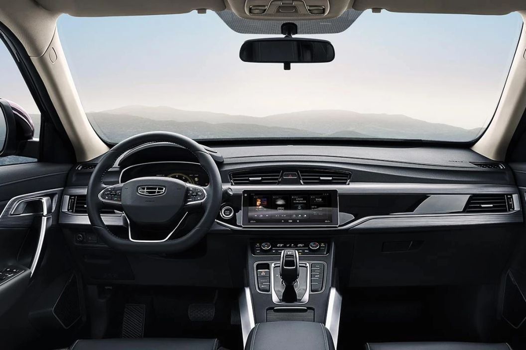 Geely Atlas Pro Комфорт / Comfort 1.5 АКПП фото 6