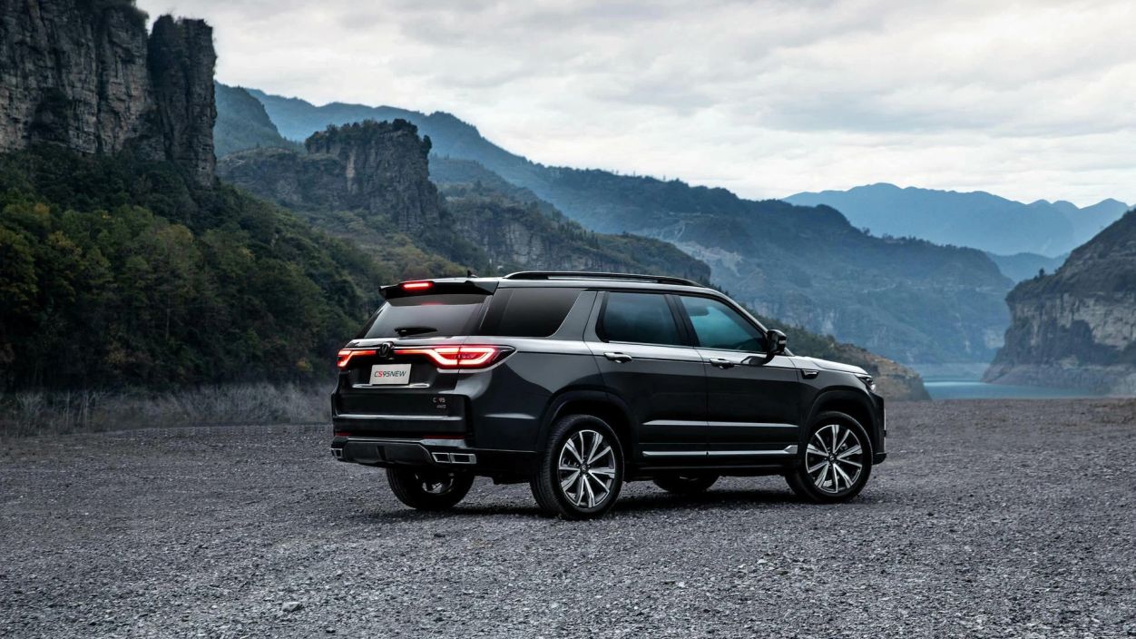 Changan CS95 Люкс 2.0 АКПП фото 5