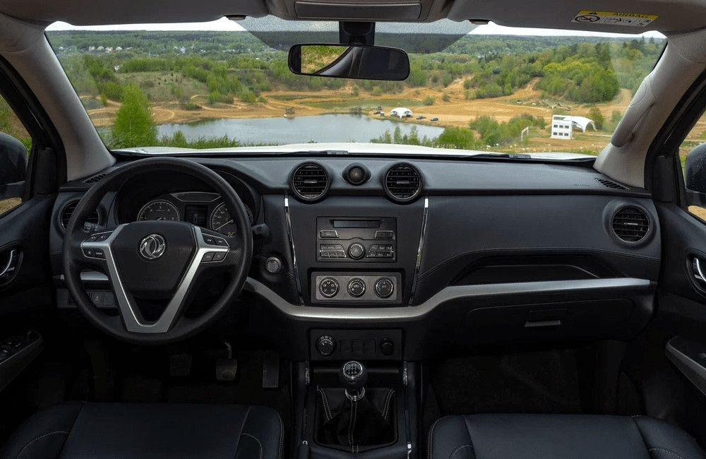 DongFeng DF6 Люкс / Luxury 2.3 АКПП фото 2
