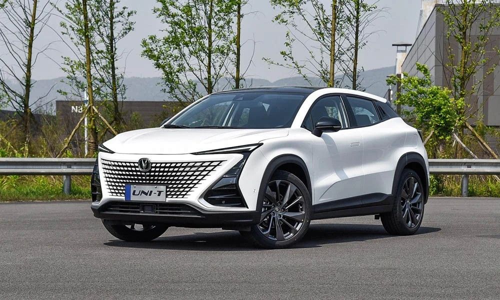 Changan UNI-T Техно / Tech 1.5 DCT фото 8