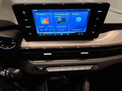 Livan X3 Pro Luxury 1.5 CVT превью 5