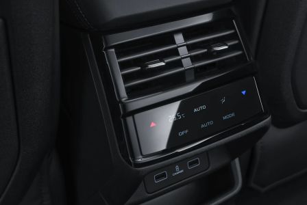 Geely Monjaro Эксклюзив / Exclusive 2.0 АКПП превью 6