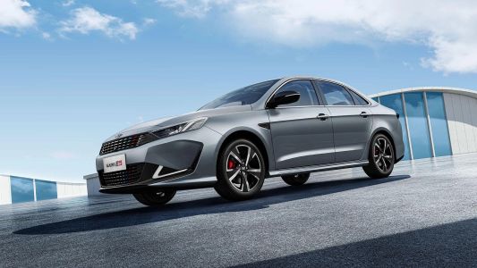 Kaiyi E5 Люкс / Luxury 1.5 CVT превью 7