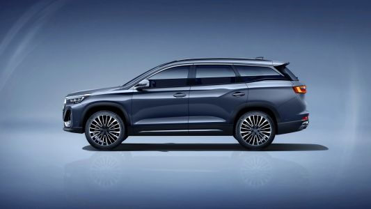 Jetour X90 PLUS Люкс 7 мест / Luxury 7 мест 2.0 АМТ превью 8