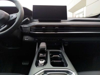 Geely Okavango Flagship 2.0 АМТ превью 6