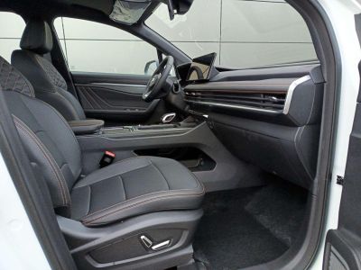 Geely Okavango Flagship 2.0 АМТ превью 8