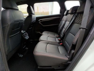 Geely Okavango Flagship 2.0 АМТ превью 9