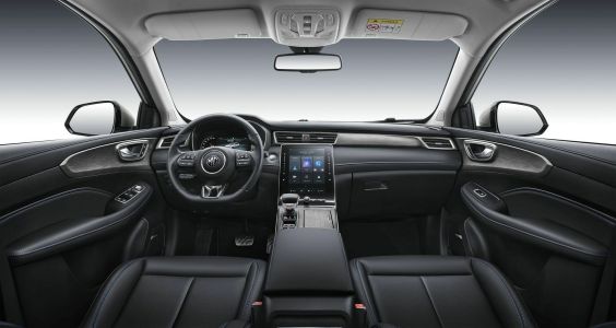 MG RX5 Делюкс / Deluxe 1.5 АМТ превью 2