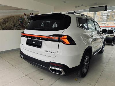 Geely Okavango Luxury 2.0 АМТ превью 3