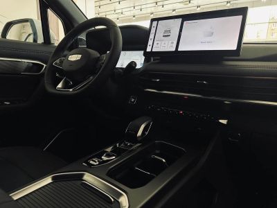 Geely Okavango Luxury 2.0 АМТ превью 5
