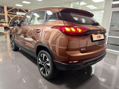 Baic X35 Fashion 1.5 CVT превью 3