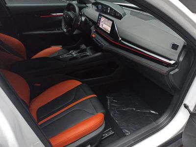 Changan UNI-V Collar Speed 2.0 АКПП превью 5
